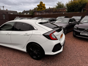 2019 Honda Civic 1.0 Vtec Turbo Sr Euro 6 (s/s) 5dr in White — image 4