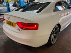 2016 Audi A5 2.0 Tfsi Black Edition Plus S Tronic Quattro Euro 6 (s/s) 2dr in White — image 6