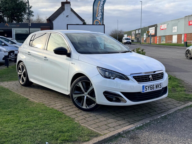 2017 Peugeot 308 1.2 Puretech Gt Line Euro 6 (s/s) 5dr in White — image 1