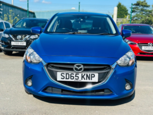 2015 Mazda Mazda2 1.5 Skyactiv-G Se-L in Blue — image 5