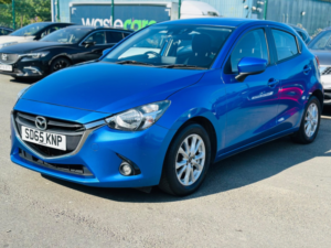 2015 Mazda Mazda2 1.5 Skyactiv-G Se-L in Blue — image 6