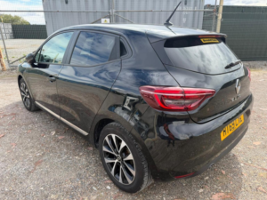 2019 Renault Clio 1.0 Tce Iconic Euro 6 (s/s) 5dr in Black — image 4