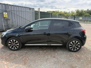 2019 Renault Clio 1.0 Tce Iconic Euro 6 (s/s) 5dr in Black — image 5