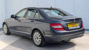 2008 Mercedes-Benz C Class 1.8 C180k Elegance Auto Euro 4 4dr in Grey — image 4