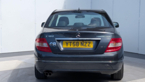 2008 Mercedes-Benz C Class 1.8 C180k Elegance Auto Euro 4 4dr in Grey — image 5