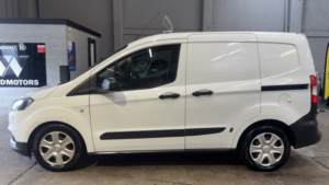 2019 Ford Transit Courier 1.5 Tdci Trend Diesel White 5dr No Vat+workready+1 Keeper in White — image 2