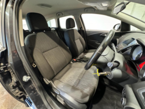 2013 Vauxhall Astra 1.3 Cdti Ecoflex Tech Line Sports Tourer Euro 5 (s/s) 5dr in Black — image 4
