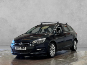 2013 Vauxhall Astra 1.3 Cdti Ecoflex Tech Line Sports Tourer Euro 5 (s/s) 5dr in Black — image 6
