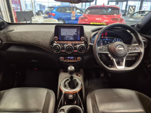 2022 Nissan Juke 1.0 Dig-T Tekna+ SUV 5dr Petrol Manual Euro 6 (s/s) (114 Ps) in Red — image 3
