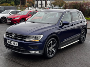 2017 Volkswagen Tiguan 2.0 Tdi Se Navigation in Blue — image 6