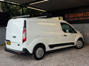 2017 Ford Transit Connect 1.5 Tdci 210 Trend in White — image 5