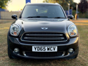 2015 MINI Countryman 2.0 Cooper D Auto Euro 5 5dr in Grey — image 4