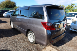 2010 Toyota Alphard 240s Limited 7 Seats in Grey — image 4