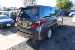 2010 Toyota Alphard 240s Limited 7 Seats in Grey — image 6