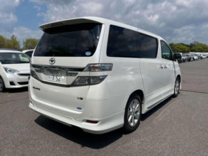 2014 Toyota Vellfire 3.5 V6 V Premium SEAT Edition 5dr 7 Seats in White — image 3