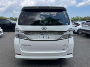 2014 Toyota Vellfire 3.5 V6 V Premium SEAT Edition 5dr 7 Seats in White — image 5