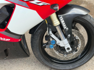2001 Yamaha Yzf-R1 R1 in Red — image 5