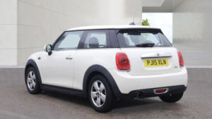 2015 MINI Hatch 1.2 One Euro 6 (s/s) 3dr in White — image 5