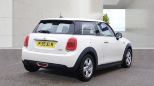2015 MINI Hatch 1.2 One Euro 6 (s/s) 3dr in White — image 6