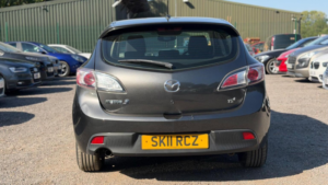 2011 Mazda Mazda3 1.6 Ts2 Euro 5 5dr in Grey — image 6