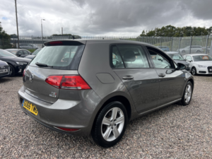 2016 Volkswagen Golf 1.4 Tsi Bluemotion Tech Match Edition in Grey — image 2
