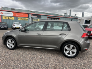 2016 Volkswagen Golf 1.4 Tsi Bluemotion Tech Match Edition in Grey — image 6