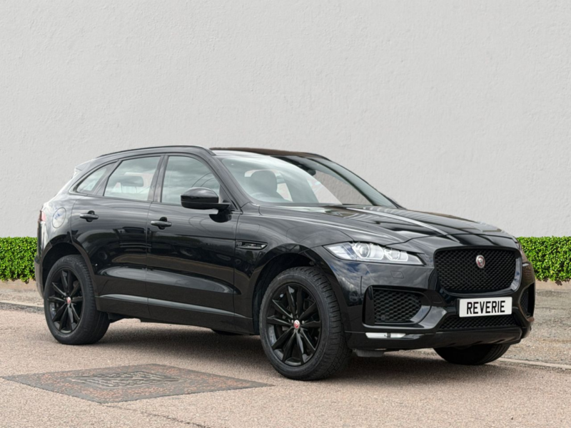 2020 Jaguar F-Pace 2.0 P250i Chequered Flag SUV 5dr Petrol Auto AWD Euro 6 (s/s) (250 Ps) in Black — image 1
