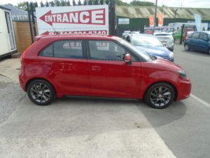 2016 MG Mg3 1.5 Vti-Tech 3form Sport Hatchback 5dr Petrol Manual Euro 6 (s/s) (106 Ps) in Red — image 4