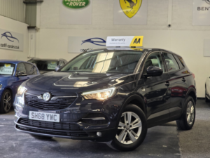 2018 Vauxhall Grandland X 1.6 Turbo D Blueinjection Se in Grey — image 3