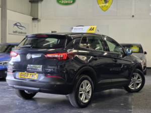 2018 Vauxhall Grandland X 1.6 Turbo D Blueinjection Se in Grey — image 5