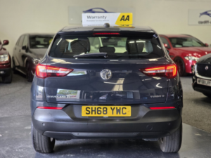 2018 Vauxhall Grandland X 1.6 Turbo D Blueinjection Se in Grey — image 6