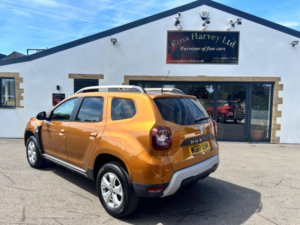 2018 Dacia Duster 1.6 Sce Comfort Euro 6 (s/s) 5dr in Orange — image 5