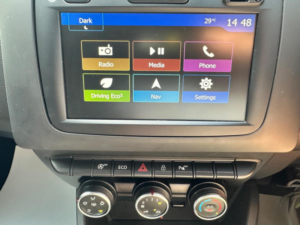 2018 Dacia Duster 1.6 Sce Comfort Euro 6 (s/s) 5dr in Orange — image 6