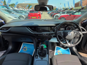 2018 Vauxhall Insignia 1.6 Turbo D Ecotec Blueinjection Tech Line Nav Grand Sport Euro 6 (s/s) 5dr in Blue — image 2