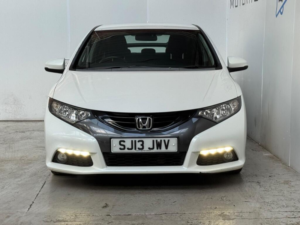 2013 Honda Civic 1.8 I-Vtec Es Euro 5 (s/s) 5dr — image 2