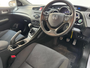 2013 Honda Civic 1.8 I-Vtec Es Euro 5 (s/s) 5dr — image 3