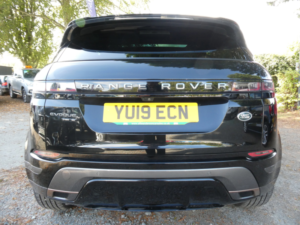 2019 Land Rover Range Rover Evoque 2.0 D180 R-Dynamic Se SUV 5dr Diesel Auto 4WD Euro 6 (s/s) (180 Ps) in Black — image 4