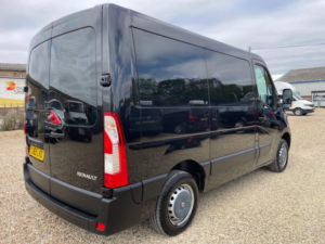 2015 Renault Master Auto Wav Automatic Wheelchair Accessible Vehicle 2.3 Fwd Sl28 Dci 125 Quickshift6 Business in Black — image 2