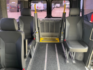 2015 Renault Master Auto Wav Automatic Wheelchair Accessible Vehicle 2.3 Fwd Sl28 Dci 125 Quickshift6 Business in Black — image 6