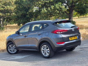 2017 Hyundai Tucson 1.7 Crdi Blue Drive Se Nav SUV 5dr Diesel Manual Euro 6 (s/s) (116 Ps) in Grey — image 5