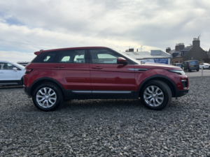 2019 Land Rover Range Rover Evoque 2.0 Td4 Se in Red — image 4