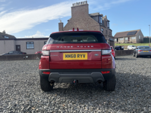 2019 Land Rover Range Rover Evoque 2.0 Td4 Se in Red — image 6