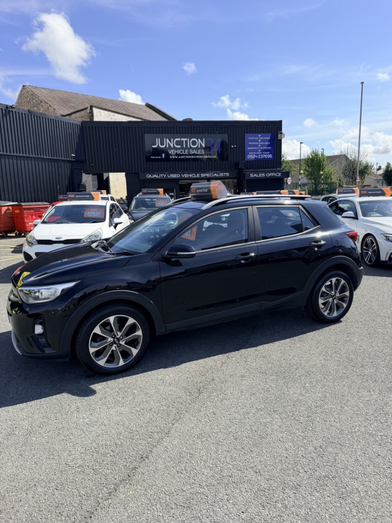 2018 Kia Stonic 1.6 Crdi 2 in Black — image 1