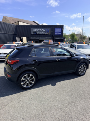 2018 Kia Stonic 1.6 Crdi 2 in Black — image 5