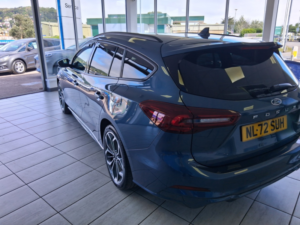 2022 Ford Focus 1.0 Focus St-Line Vignale Estate 1.0l Ecoboost 155ps Mhev Fwd 7 Speed Powershift in Blue — image 3