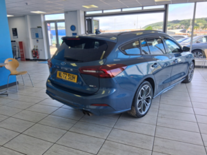 2022 Ford Focus 1.0 Focus St-Line Vignale Estate 1.0l Ecoboost 155ps Mhev Fwd 7 Speed Powershift in Blue — image 4