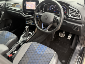 2023 Volkswagen T-Roc 2.0 Tsi R in Black — image 6