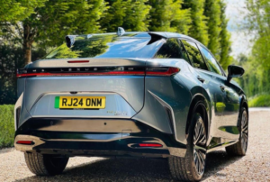 2024 Lexus Rz 450e 71.4kwh Takumi Auto Direct4 5dr in Blue — image 5