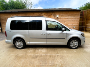 2020 Volkswagen Caddy Maxi Life 5 SEAT Auto Wheelchair Accessible Disabled Access Vehicle Wav in Silver — image 3