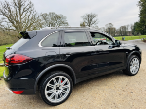 2013 Porsche Cayenne 3.0 Td V6 in Black — image 3
